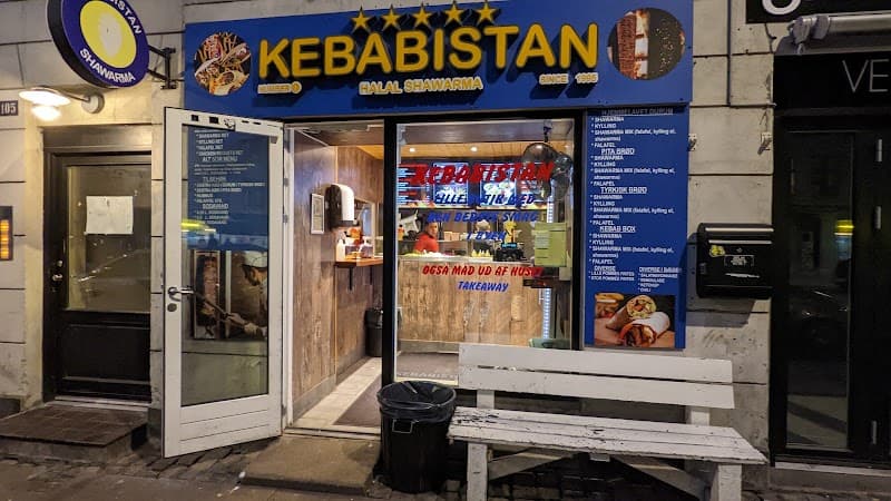 Where norwegian artist Arif Gets His Turkish Bread Fix